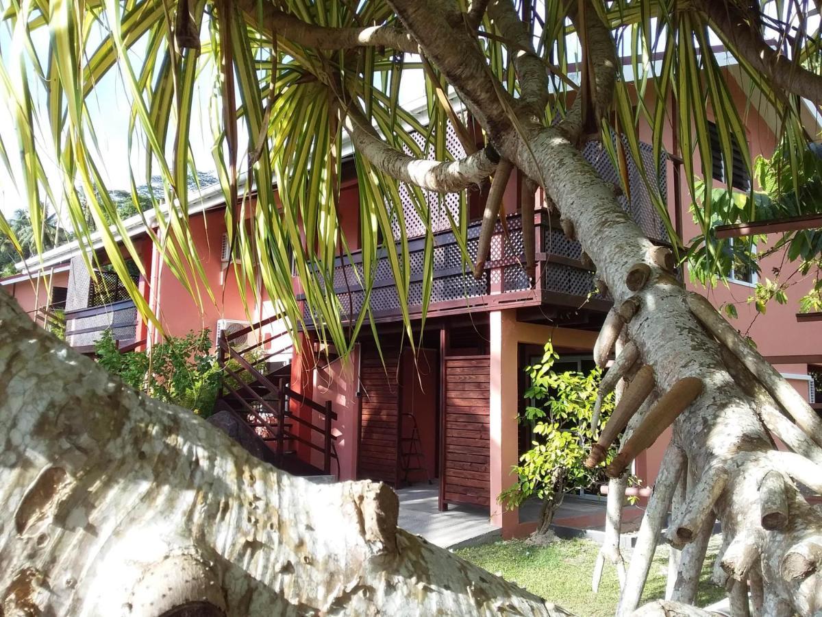 Bora Bora Holiday'S Lodge Екстер'єр фото