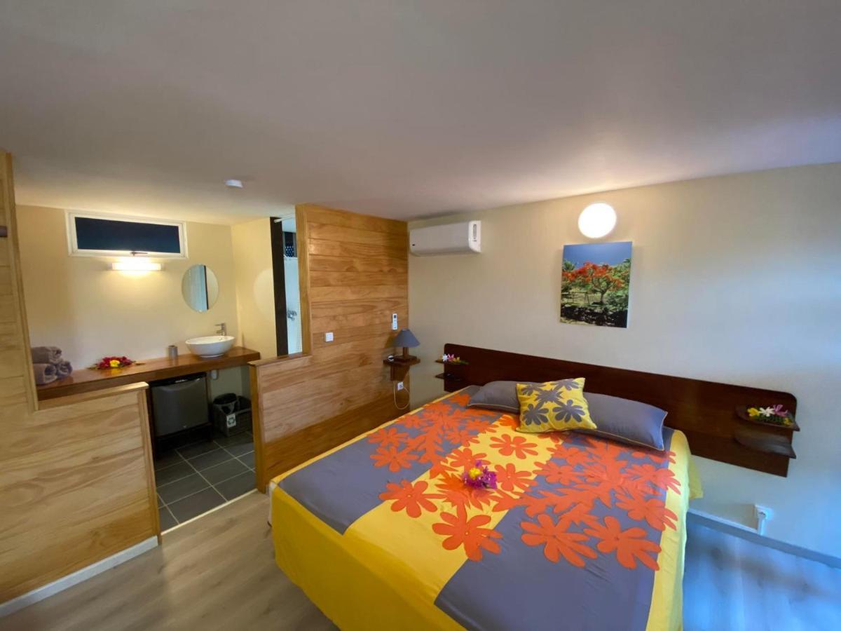 Bora Bora Holiday'S Lodge Екстер'єр фото