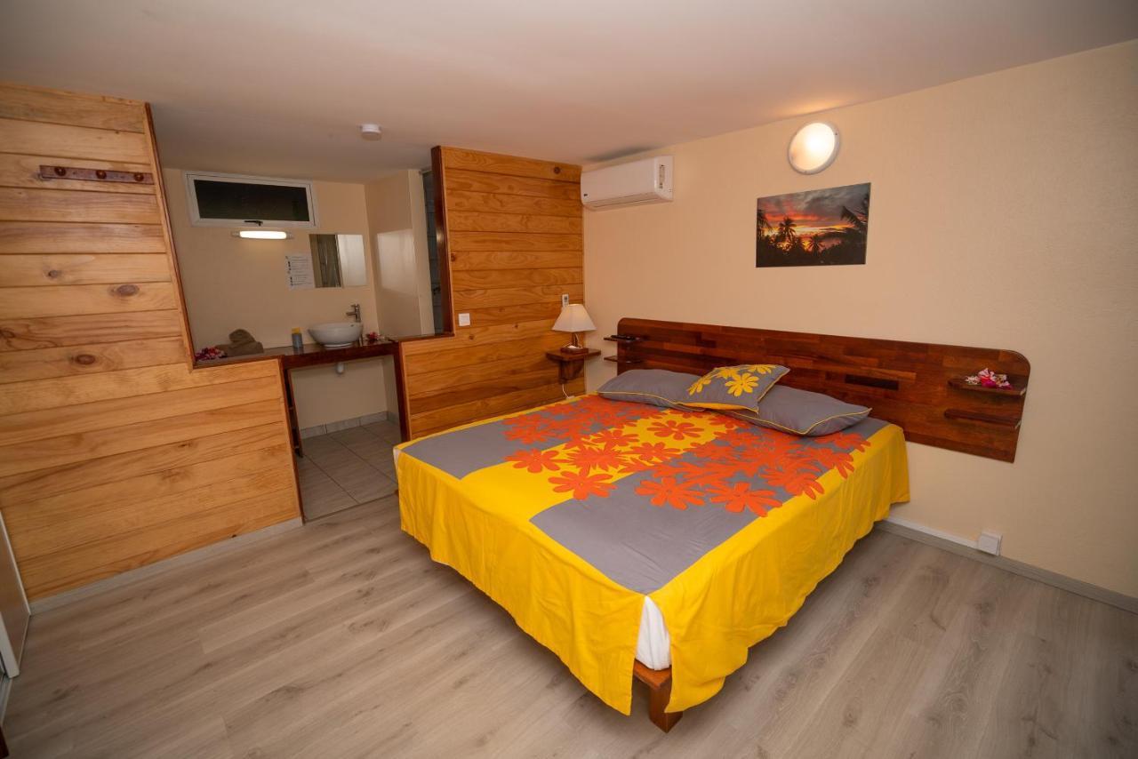 Bora Bora Holiday'S Lodge Екстер'єр фото