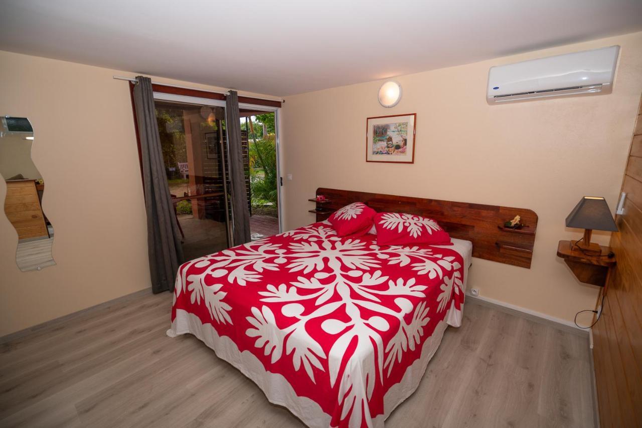 Bora Bora Holiday'S Lodge Екстер'єр фото